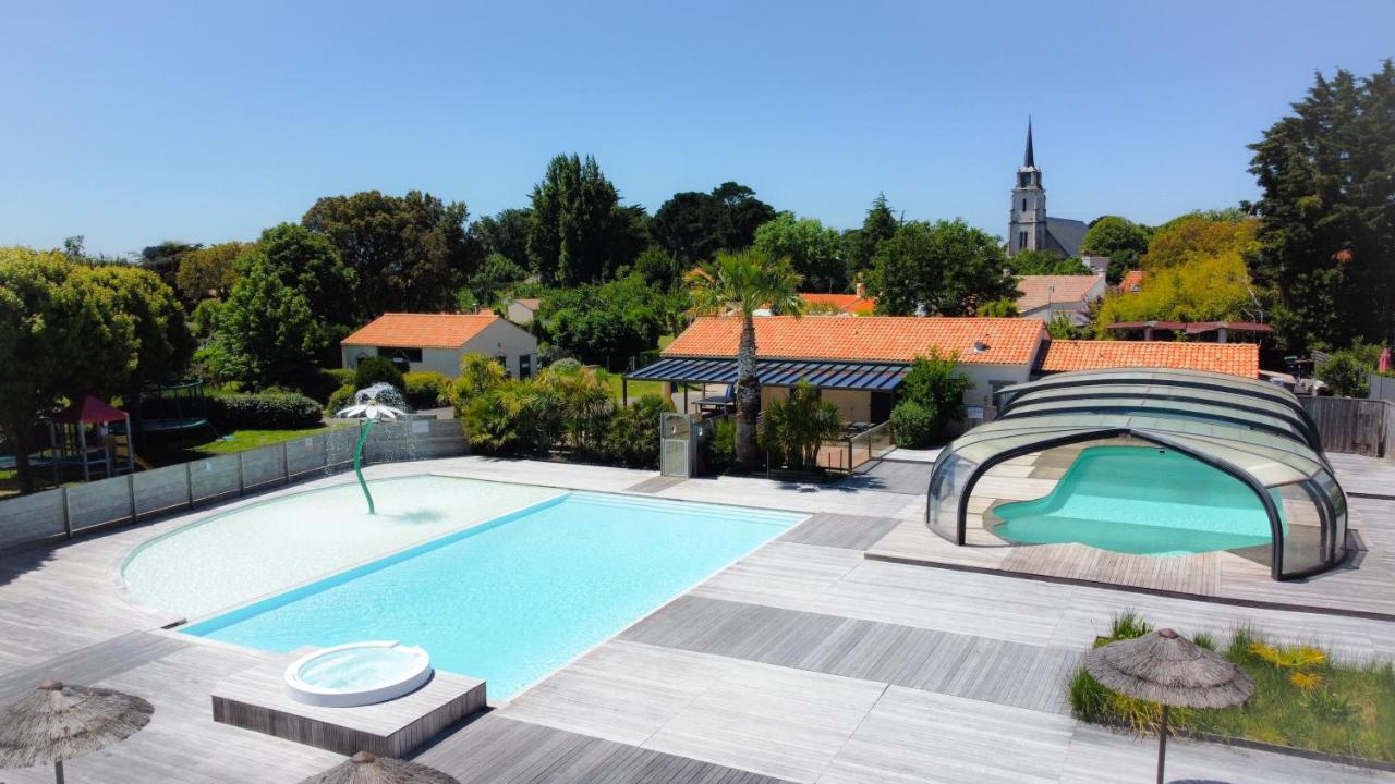 Camping Le Village De La Mer Les Moutiers Exteriér fotografie